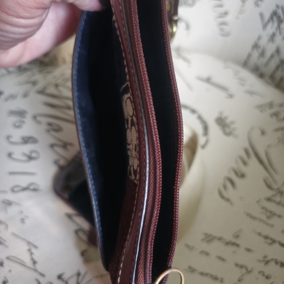 Coach Crossbody Holiday Edition #G0773-40929 Patchwork Signature Suede EUC new - Picture 7 of 9